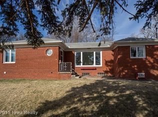 2426 SW 12th St, Des Moines, IA 50315
