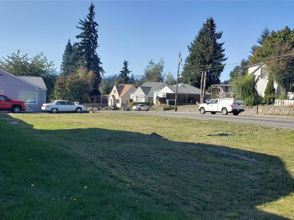 10 XX Naval Avenue, Bremerton, WA 98312