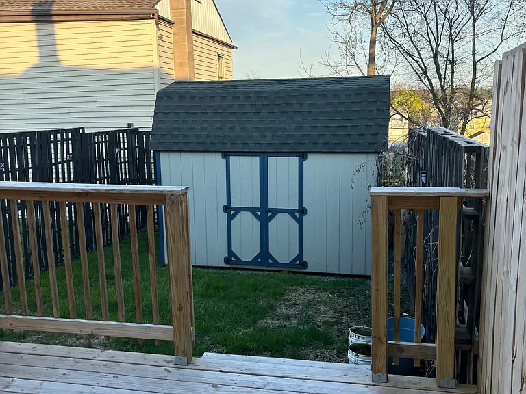 340 Lawrence St — Photo 15