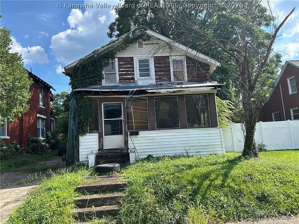 1st image of 1427 Columbia Ave