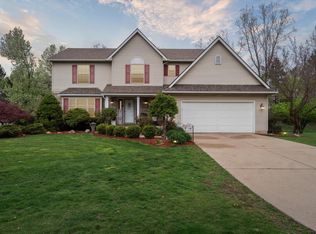 3111 Ivywood Ct, Lansing, MI 48911
