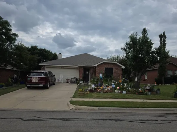 1409 Carrigan Ln, Denton, TX 76207
