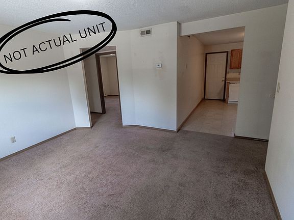 2nd image of 420 N East Park Ln #D