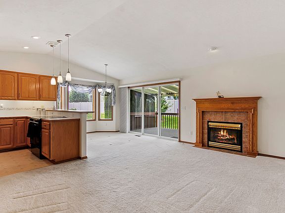 3rd image of 1914 S Century Ln