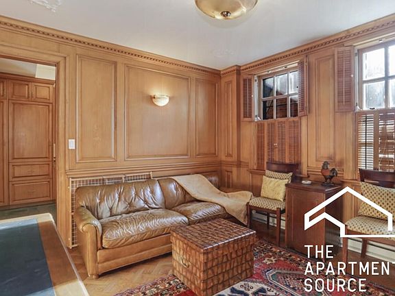 3rd image of 1505 N Astor St #B