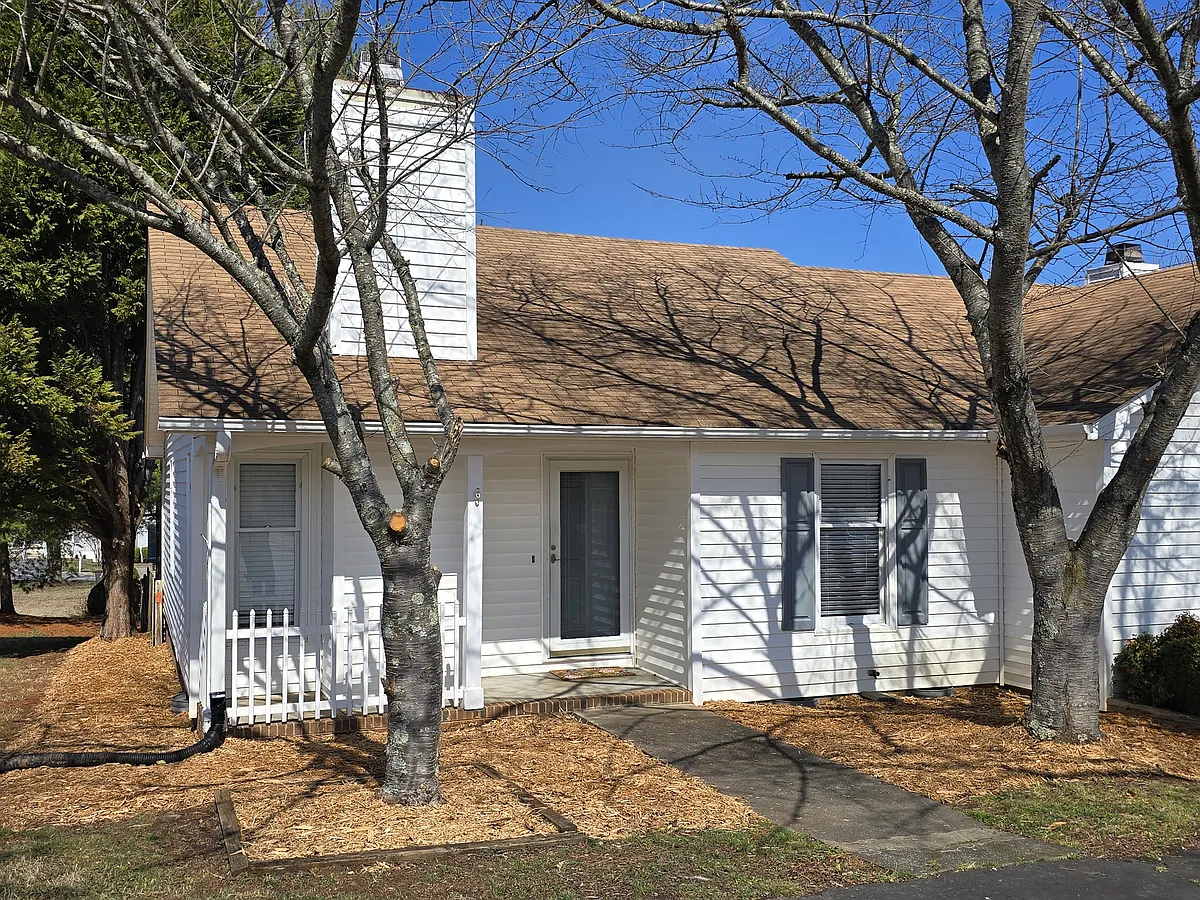Building Photo - 1829 Alyssum Pl