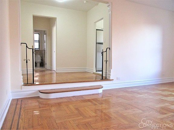 4th image of 725 W 184th St APT 6N