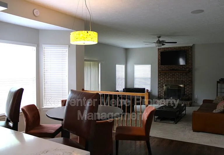 1614 Albert Dr — Photo 28