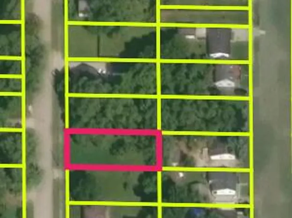 2800 Hazelwood Ave, Saginaw, MI 48601