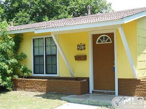 3rd image of 247 Savannah Dr
