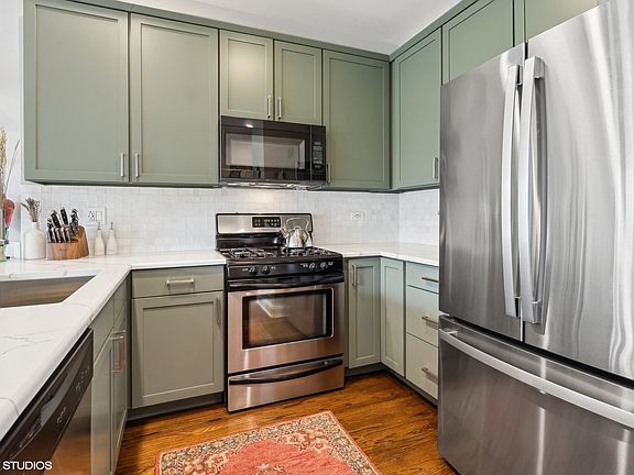5th image of 3503 N Elston Ave #2