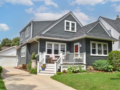 2431 North 70th STREET, Wauwatosa, WI, 53213