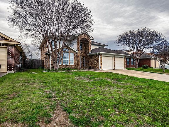 3rd image of 512 Woodacre Dr