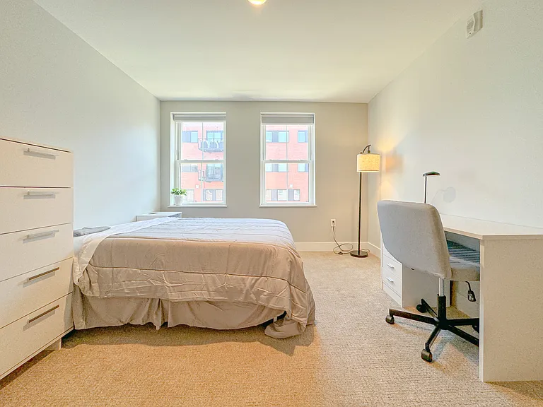 25 High St #414 — Photo 32