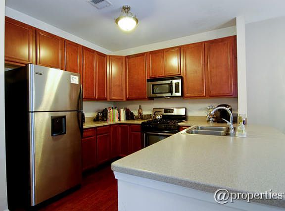 2nd image of 275 E Railroad Ave Unit 109