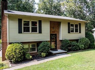 2622 Buford Dr, Morganton, NC 28655