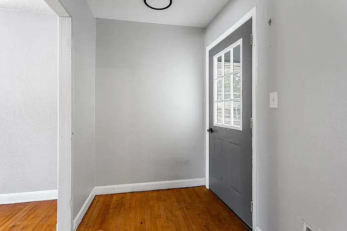1101 W Wisconsin Ave — Photo 10