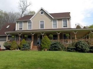 18 Andrew Ln, Lansdale, PA 19446