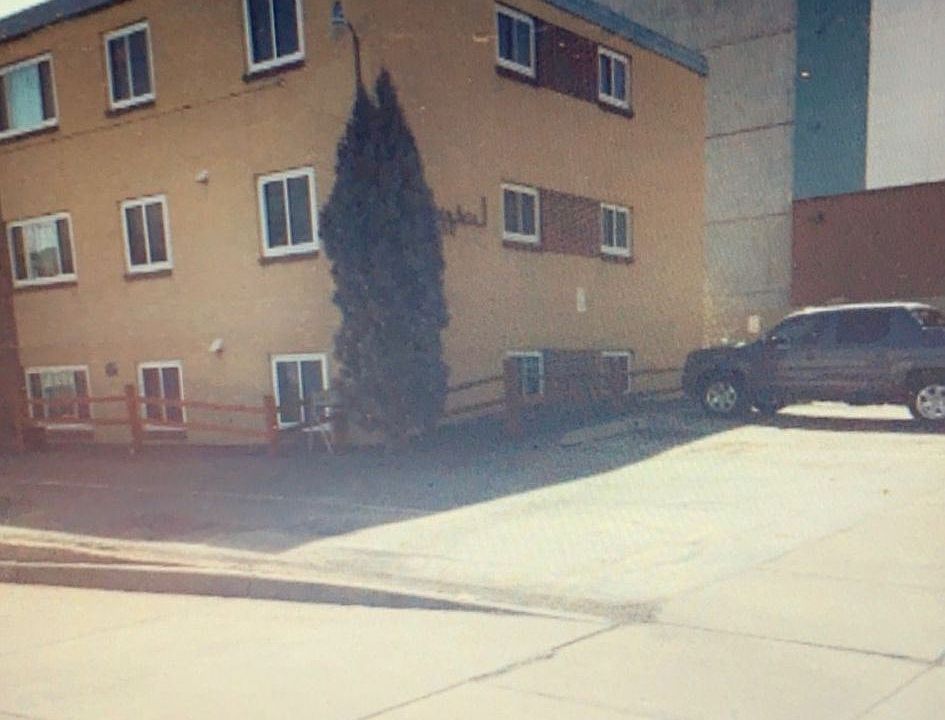 1st image of 3650 S Lincoln St #9515240