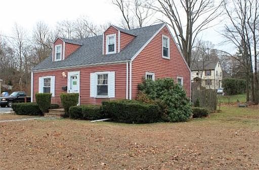 1st image of 82 Vine St
