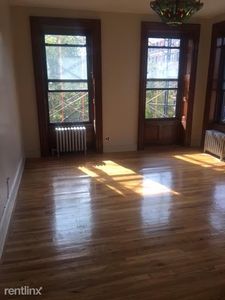 471 Clinton Ave, Brooklyn, NY, 11238