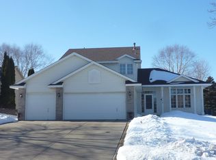 1772 Quail Dr, Shakopee, MN 55379