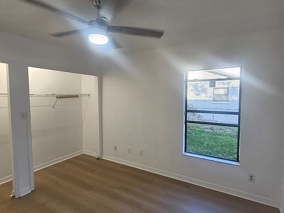 4th image of 8909 Navajo Ave