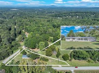 4276 Price Rd, Gainesville, GA 30506