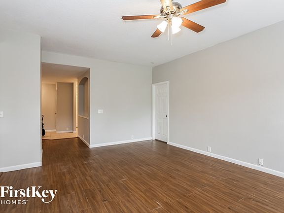 4th image of 2819 Woodspring Acres Dr