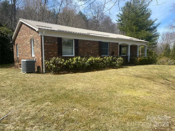 79 Rabbit Ranch Ln, Newland, NC 28657