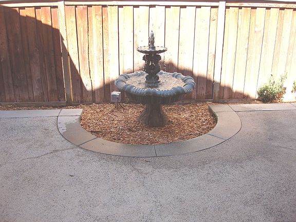 3rd image of 35957 Rhone Ln