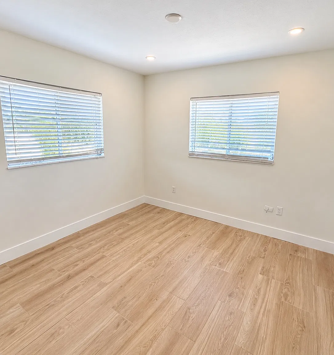 Villa Franca Ave, Sarasota — Photo 4