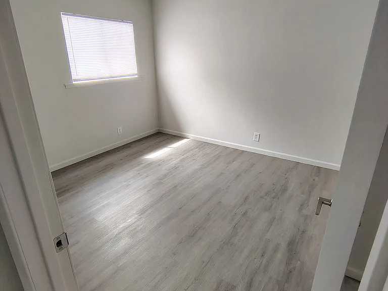 772 Lane St — Photo 7