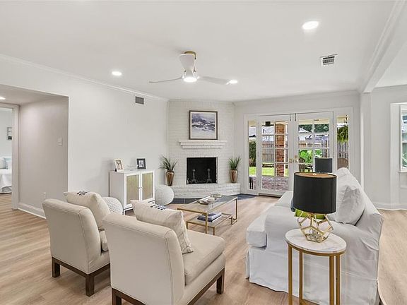 4th image of 4417 Senac Dr