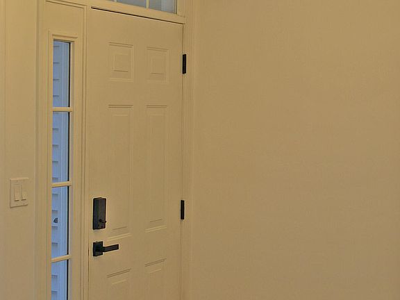 3rd image of 1293 Lily Ln