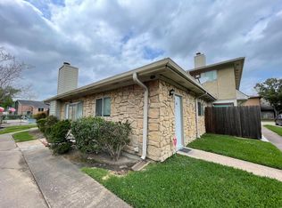 8022 Sands Point Dr, Houston, TX 77036