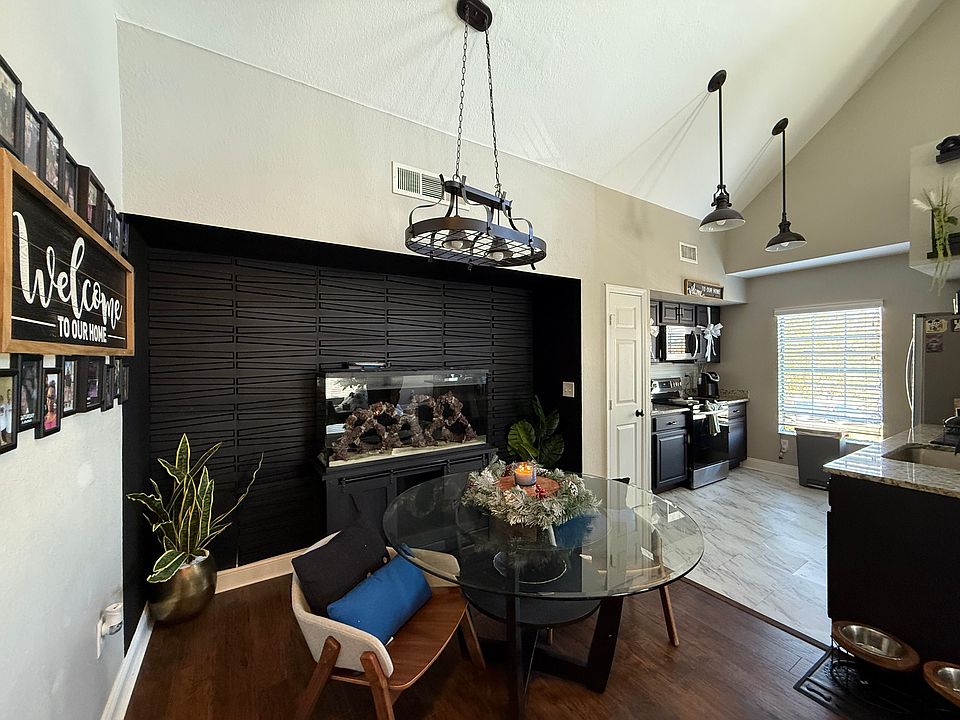1st image of 10542 White Lake Ct #10542