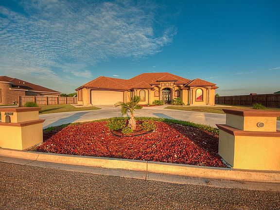 3rd image of 11606 Encantado Dr