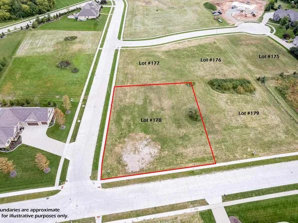 2125 E Downs Rdg #178, Appleton, WI 54913