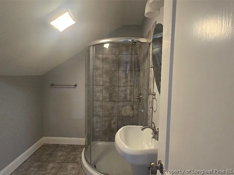 506 Roxie Ave — Photo 25