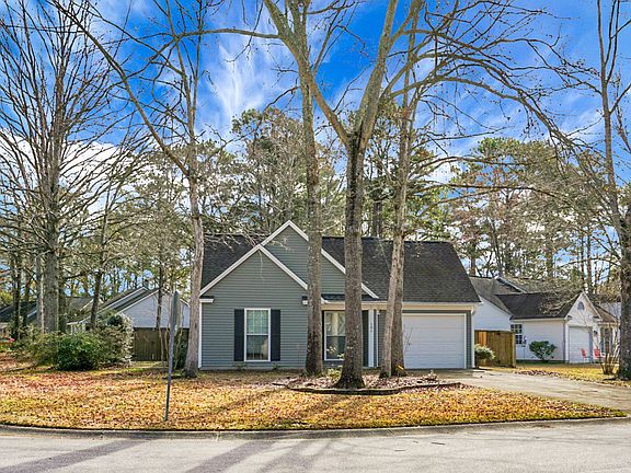3rd image of 101 Ceinwein Ct
