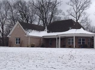 3297 Veazey Rd, Senatobia, MS 38668