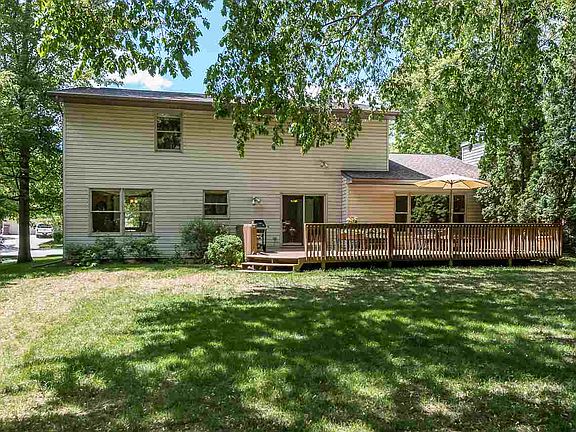 2nd image of 4410 Trail Wood Cir S