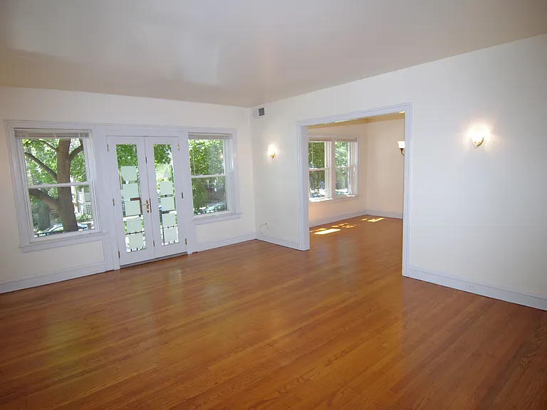 1604 W Cullom Ave #3 — Photo 1