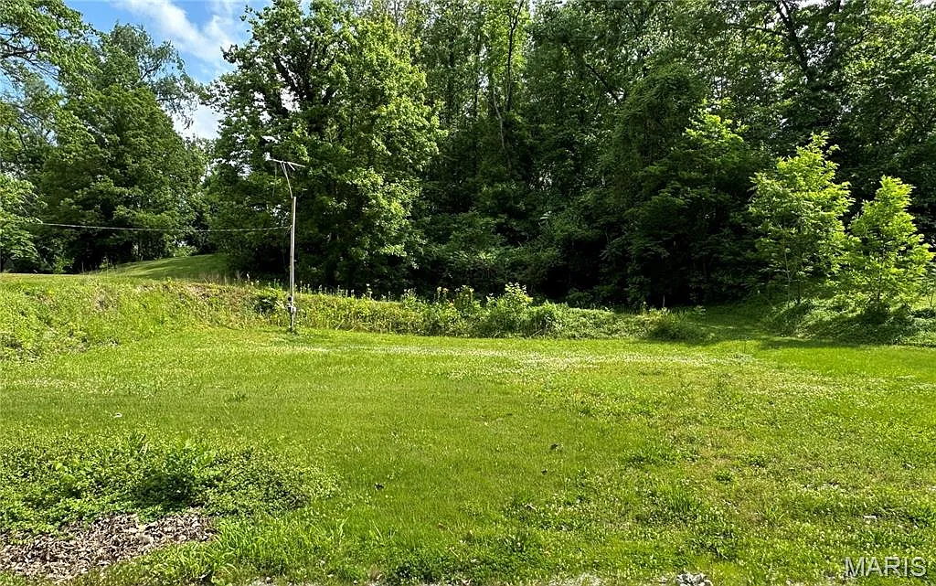 636 Fern Dr photo 1