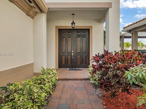 4th image of 10120 Lake Vista Ct