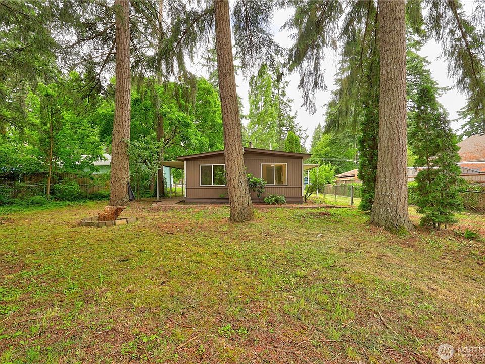 1st image of 8732 Foxglove Court SE