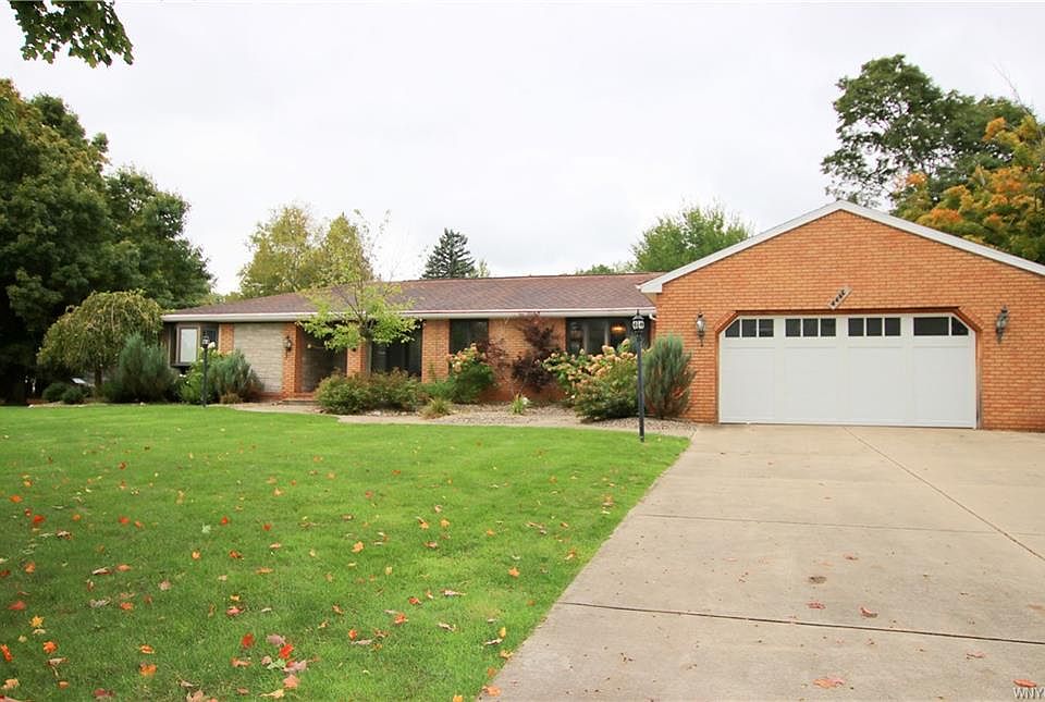 1st image of 4460 Darcy Ln