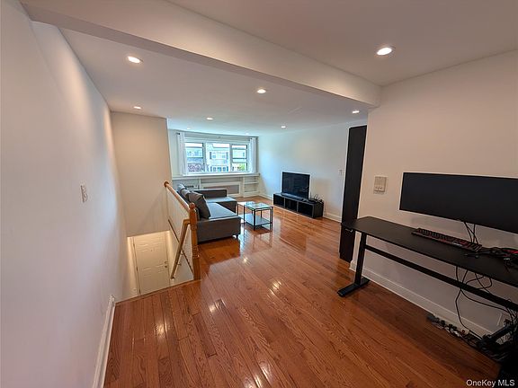 2nd image of 15048 Jewel Avenue #70B