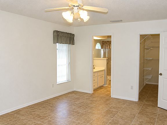 3rd image of 2583 Oberon Rd